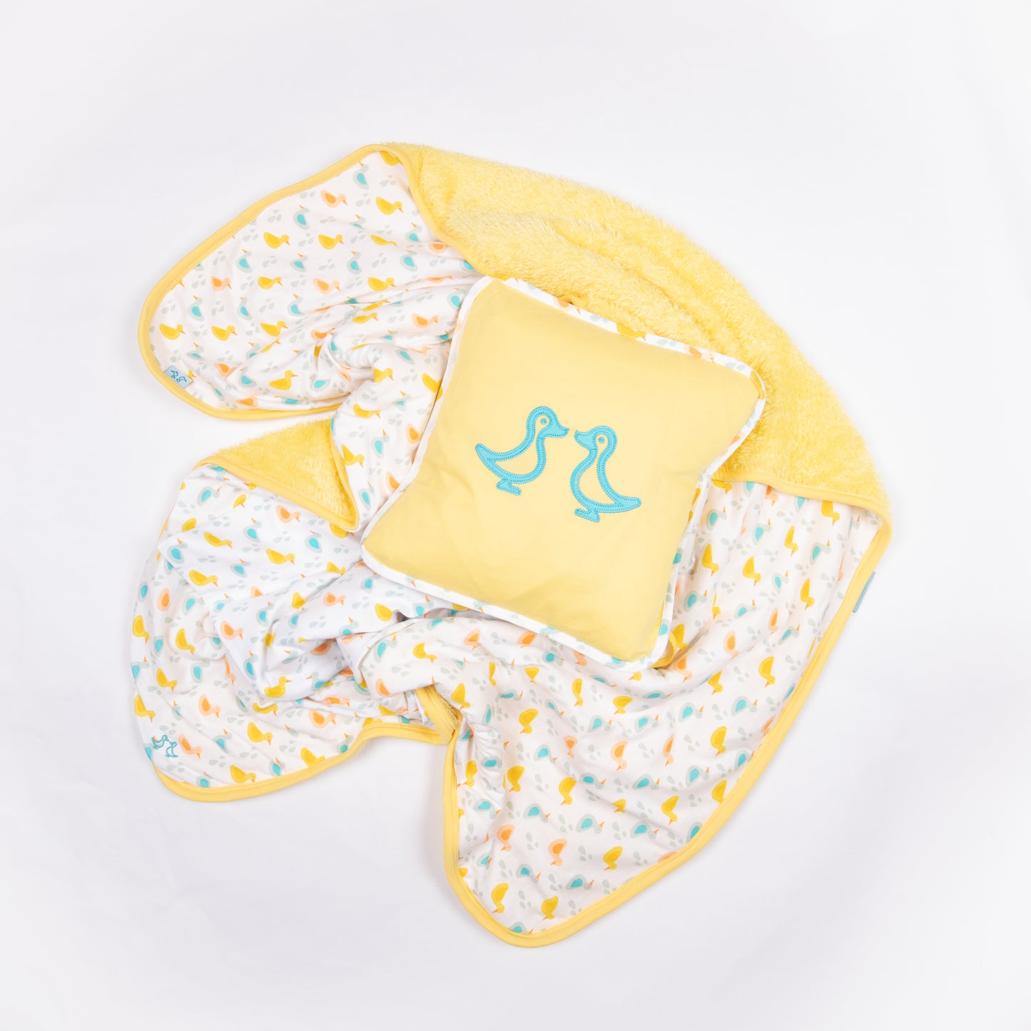 Little Ducks Baby Cot Bedding Set